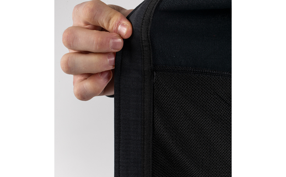 abisko_trail_fleece_m_82257-550_h_detail_fjr