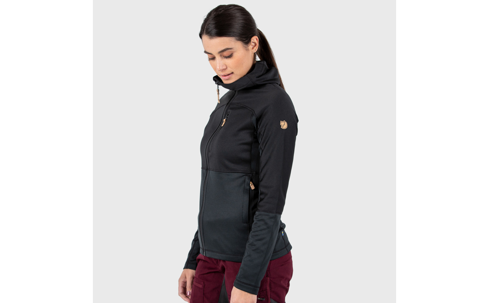 abisko_trail_fleece_w_89589-550_d_model_fjr
