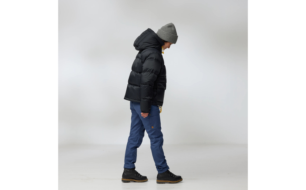 expedition_down_cropped_jacket_w_14500175-550_e_model_2050