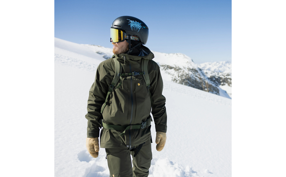 fjr_fw25_seasonal_j6a1181