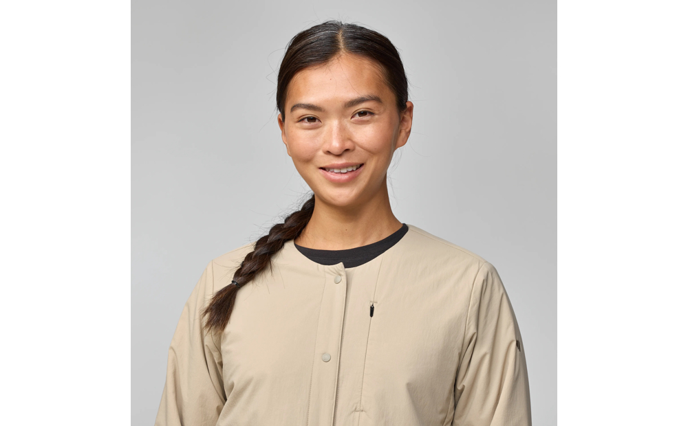 hc_insulated_jacket_w_14500179-118_f_model_2423