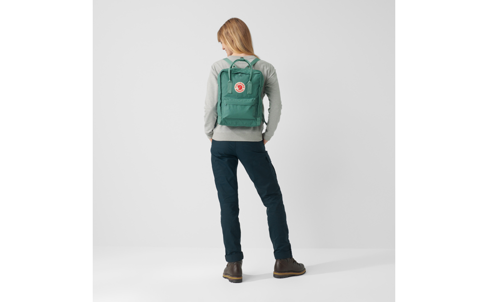 kanken_23510-664_c_model_fjr