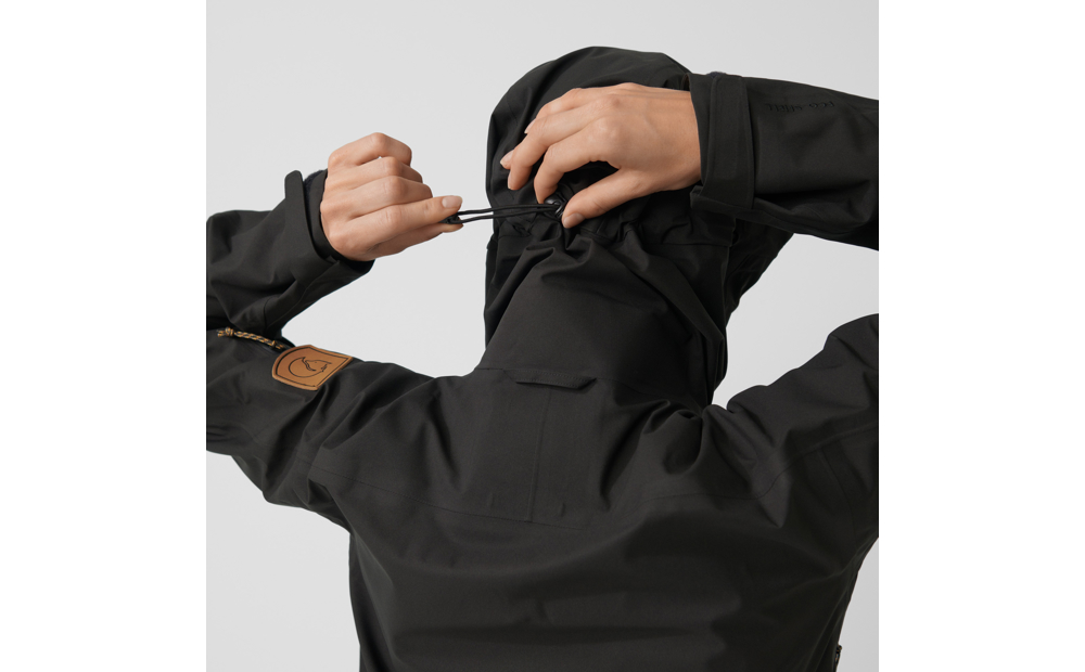 keb_eco-shell_jacket_w_89600-550_n_detail_fjr
