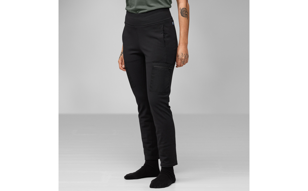 keb_fleece_trousers_w_86995-550_b_model_fjr