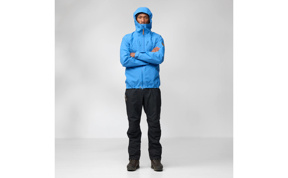 keb_gtx_jacket_m_12500182-525_o_model_2130