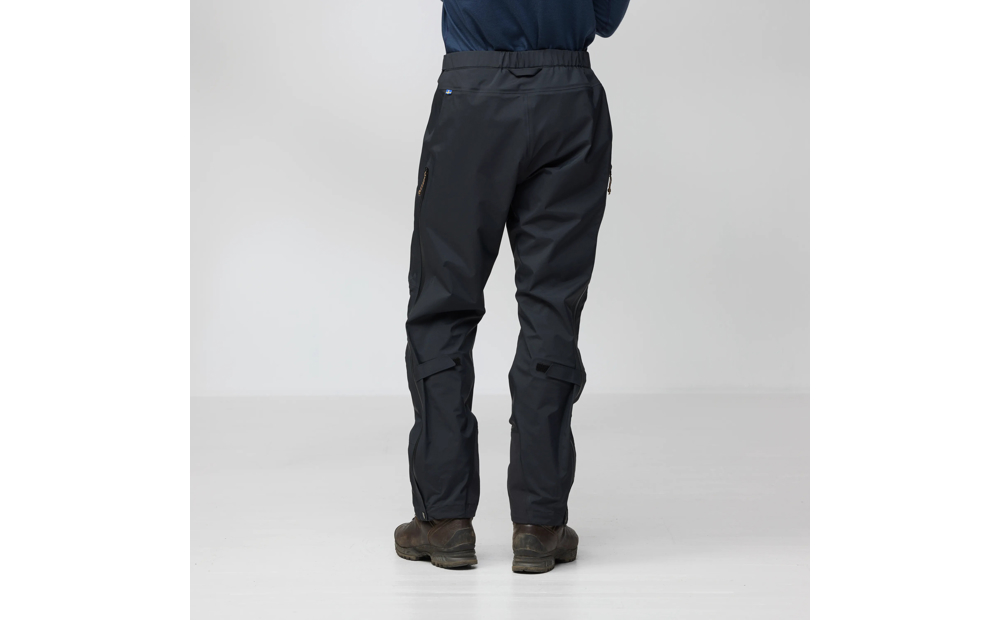 keb_gtx_trousers_m_12200218-550_f_model_2163