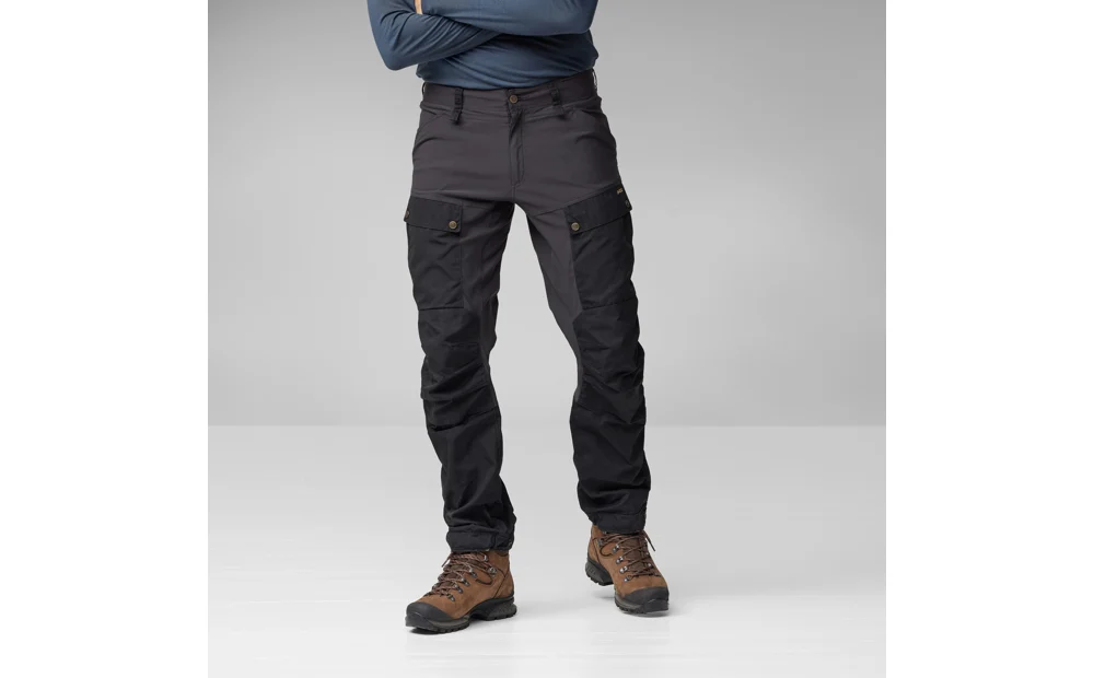 keb_trousers_m_87176-550_e_model_fjr