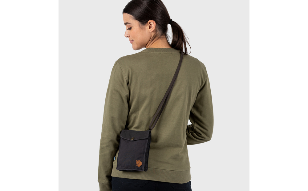 pocket_24221-030_e_model_fjr