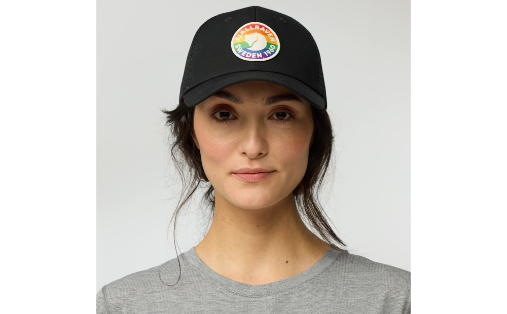 rainbow_cap_13100245-550_f_model_0924