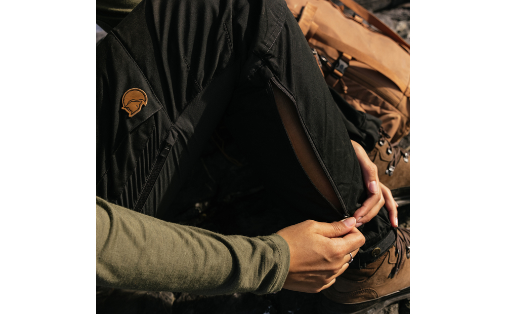 square_fall23_trousers_1x5a5711