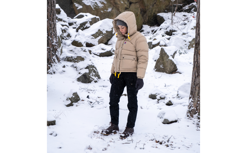 square_mood_expedition_down_cropped_jacket_w_002