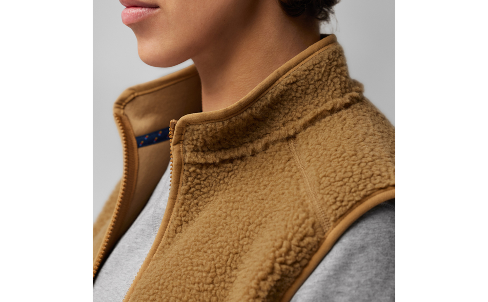 vardag_pile_fleece_vest_w_86994-232_e_model_fjr