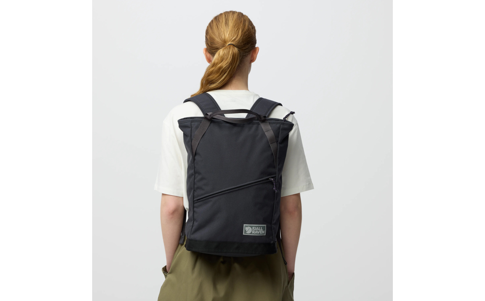 vardag_totepack_22_23200341-037_f_model_2113