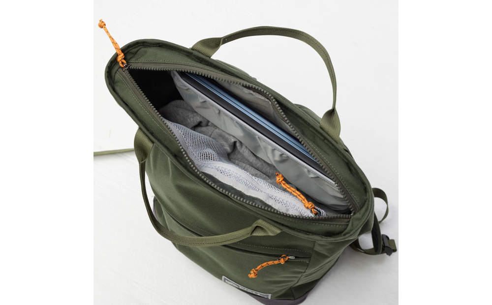 vardag_totepack_22_23200341-662_h_model_2263